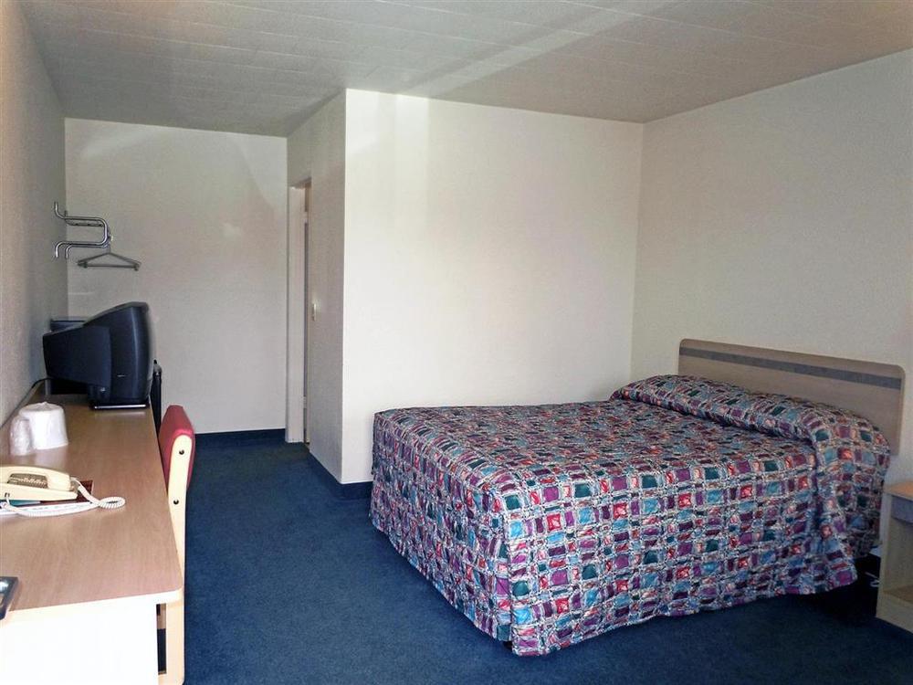 Motel 6-Fallon, Nv الغرفة الصورة